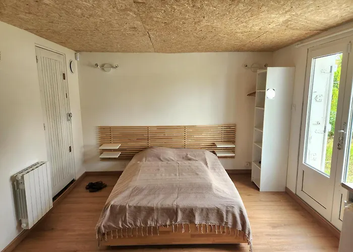 公寓 Avec Cuisine Et Sdb Privative, Au Calme